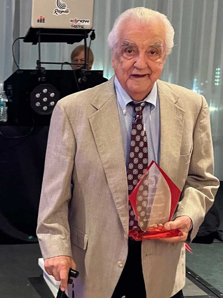 Maggio recognized by Sons & Daughters of Italy